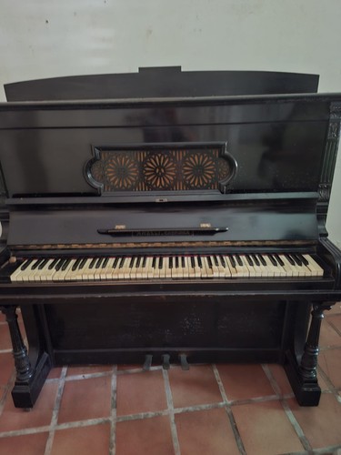Pianoforte verticale nero - , 88