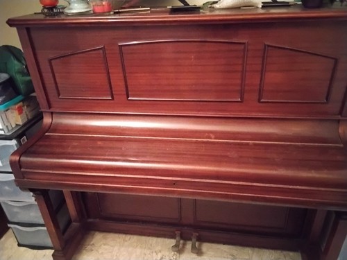 Pianoforte verticale marca